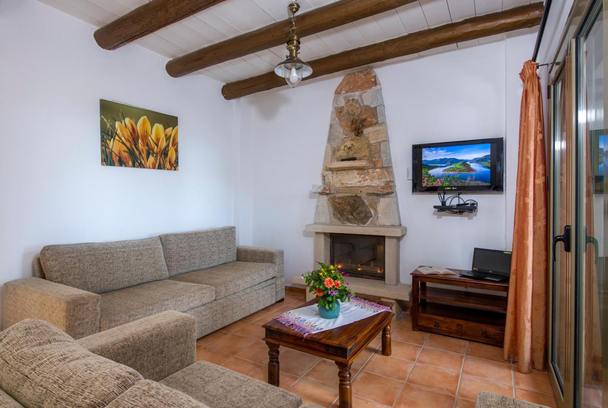 Malathiros Traditional Villas Buitenkant foto